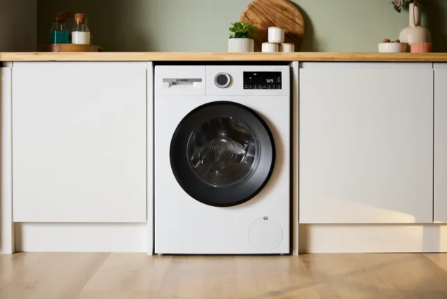 BOSCH WGG24400GB Series 6 Washing machine, front loader 9 kg 1400 rpm - Image 9
